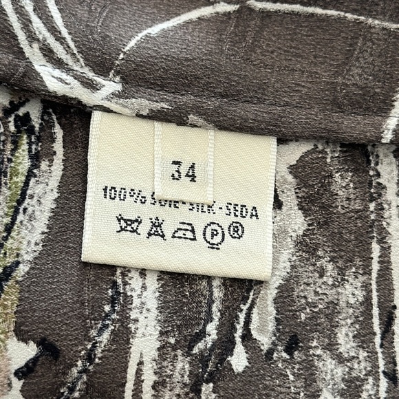 Sold - Picture 2 of 8